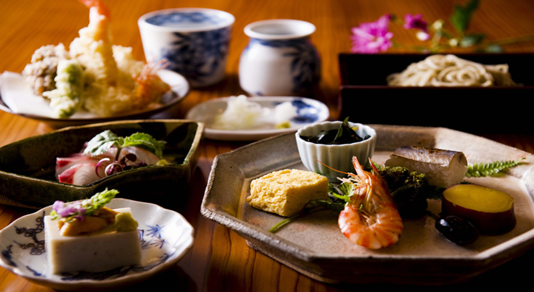 Kokyu: dining rooms, garden and dishes